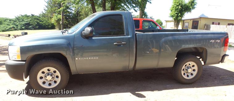 image for item ER9540 2008 Chevrolet Silverado 1500 pickup truck