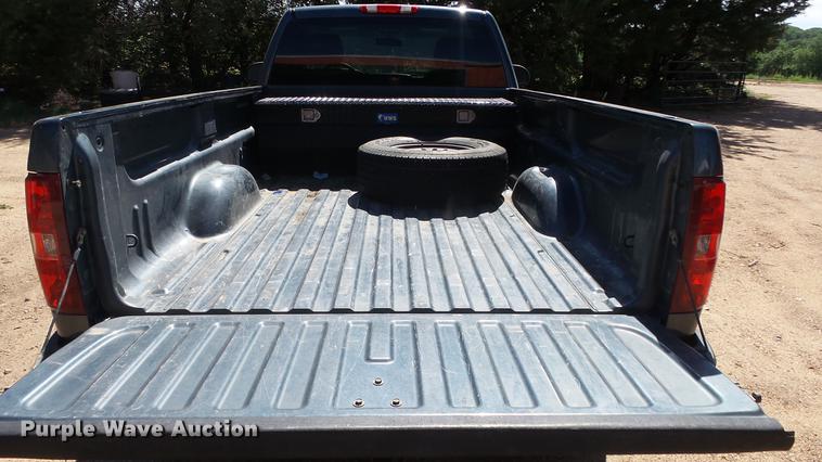 image for item ER9540 2008 Chevrolet Silverado 1500 pickup truck