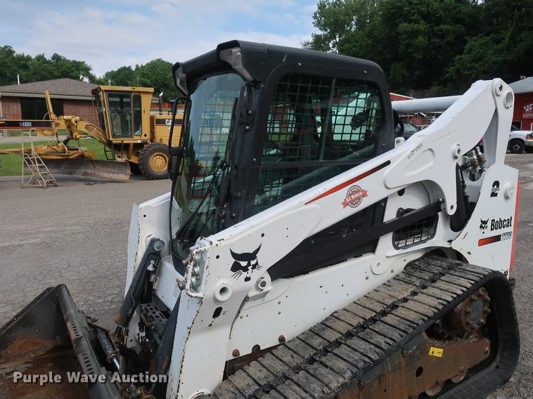 image for item AX9028 2015 Bobcat T770 skid steer