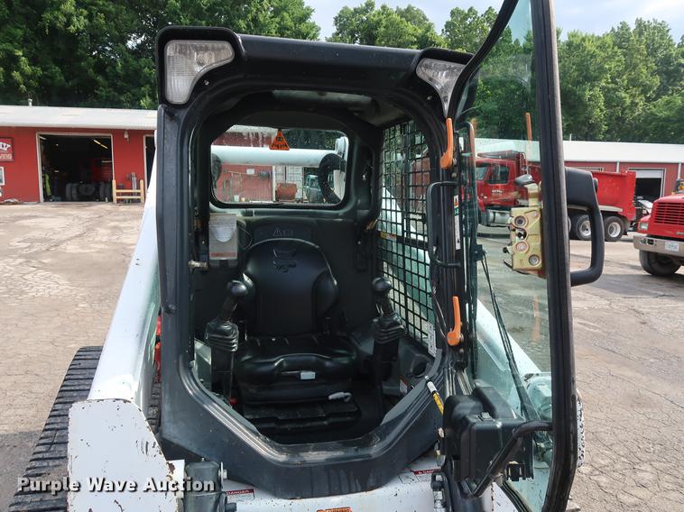 image for item AX9028 2015 Bobcat T770 skid steer