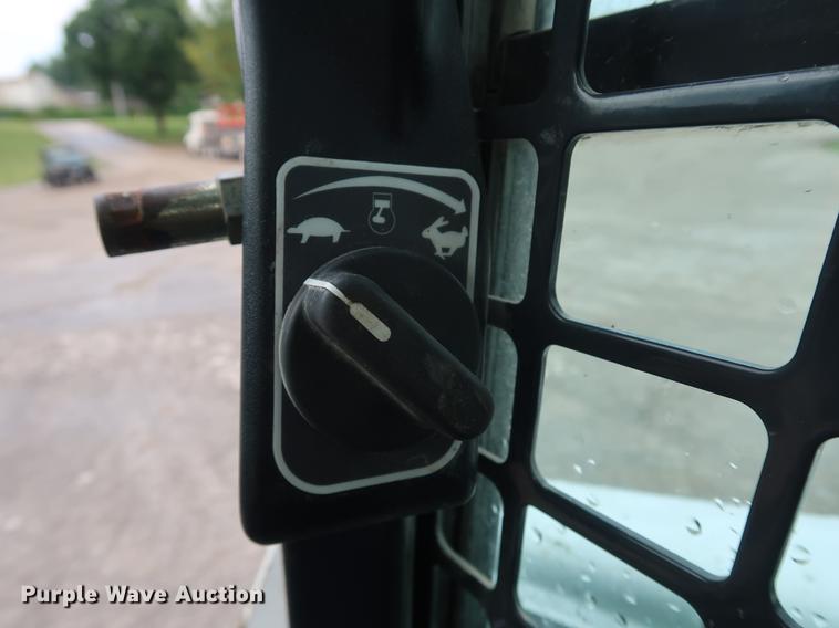 image for item AX9028 2015 Bobcat T770 skid steer