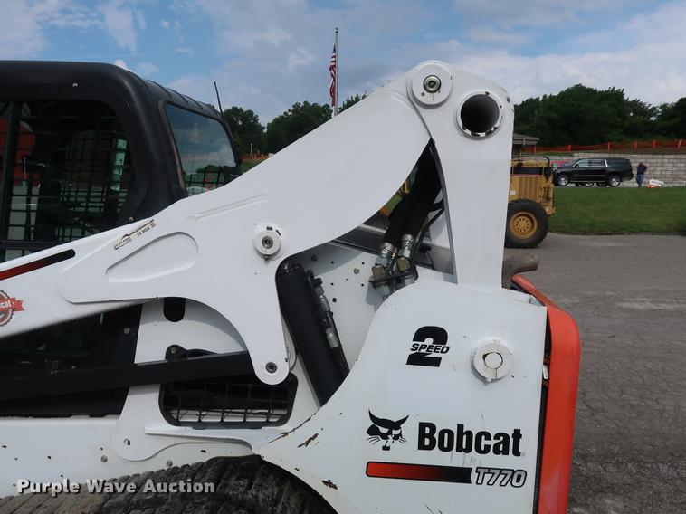 image for item AX9028 2015 Bobcat T770 skid steer