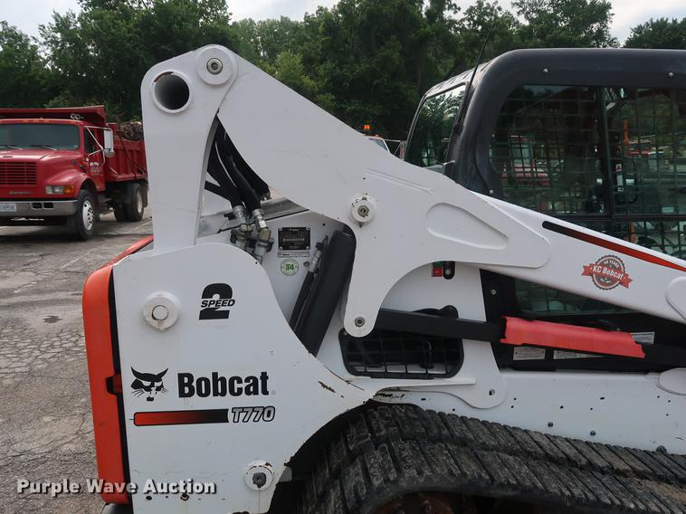 image for item AX9028 2015 Bobcat T770 skid steer