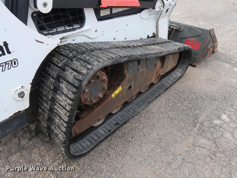 image for item AX9028 2015 Bobcat T770 skid steer