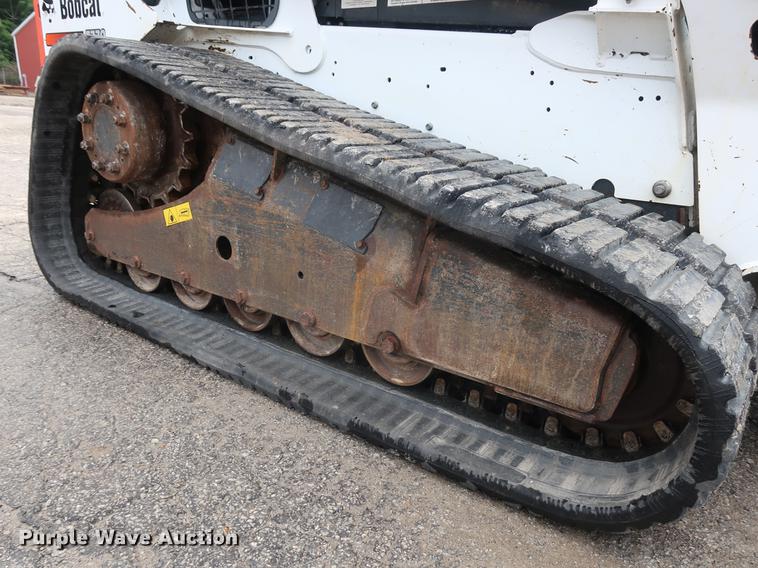 image for item AX9028 2015 Bobcat T770 skid steer