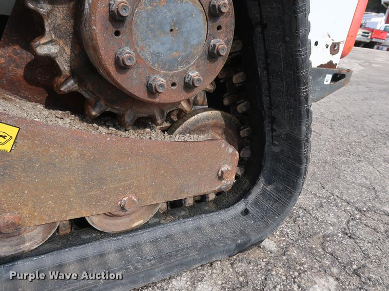 image for item AX9028 2015 Bobcat T770 skid steer