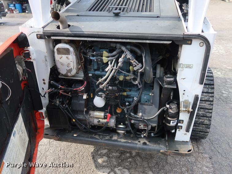 image for item AX9028 2015 Bobcat T770 skid steer