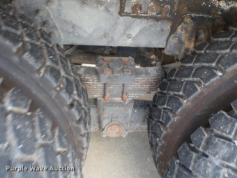 image for item AX9030 2007 International 7400 digger derrick truck