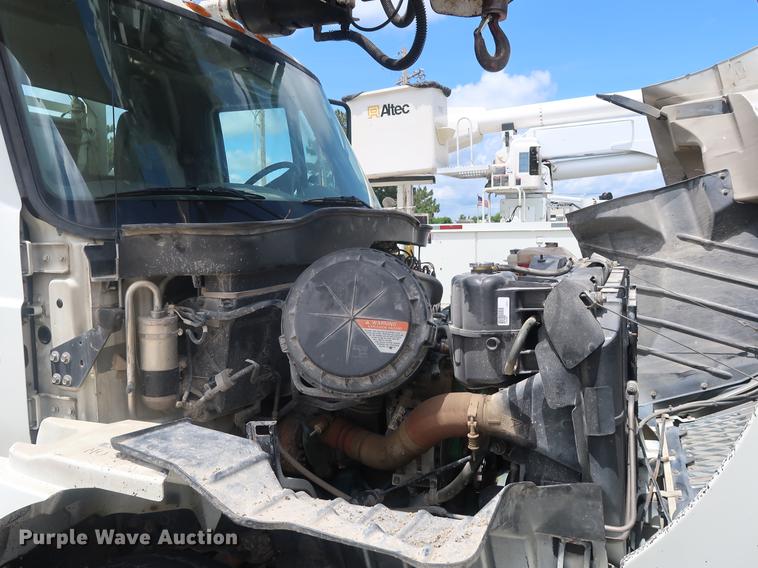 image for item AX9030 2007 International 7400 digger derrick truck