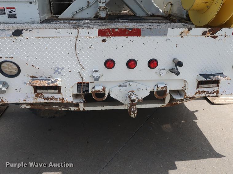 image for item AX9031 2010 International DuraStar 4400 bucket truck