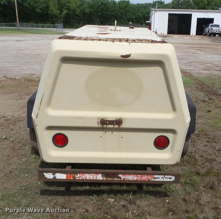 image for item BI9501 1995 Ingersoll Rand 185 air compressor
