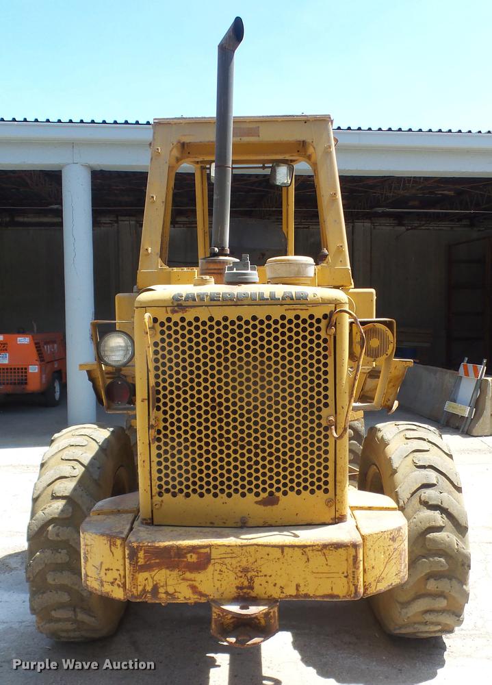 image for item DB6171 1977 Caterpillar 920 wheel loader