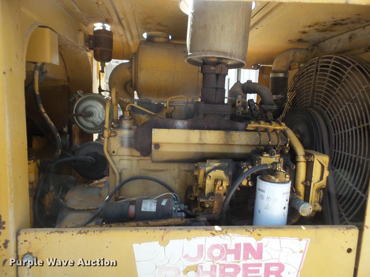 image for item DB6171 1977 Caterpillar 920 wheel loader