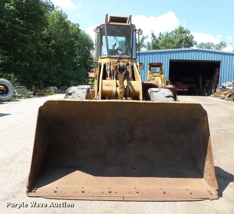 image for item DB7108 1991 Caterpillar 936E wheel loader