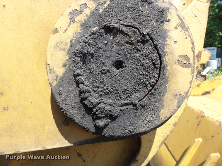 image for item DB7108 1991 Caterpillar 936E wheel loader