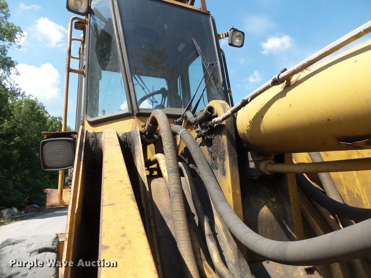 image for item DB7108 1991 Caterpillar 936E wheel loader