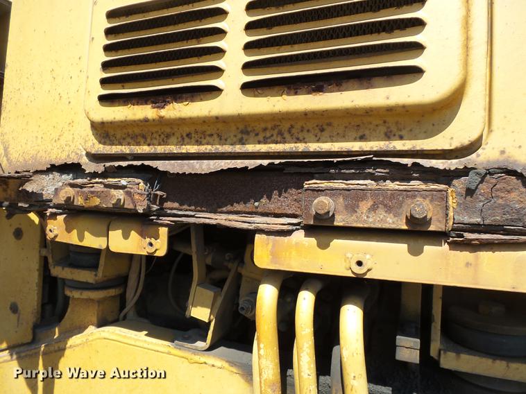 image for item DB7108 1991 Caterpillar 936E wheel loader