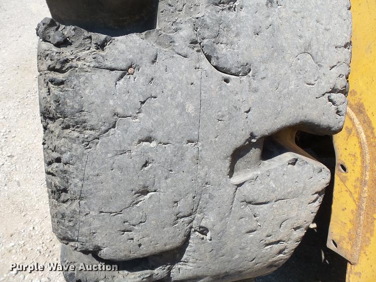 image for item DB7108 1991 Caterpillar 936E wheel loader