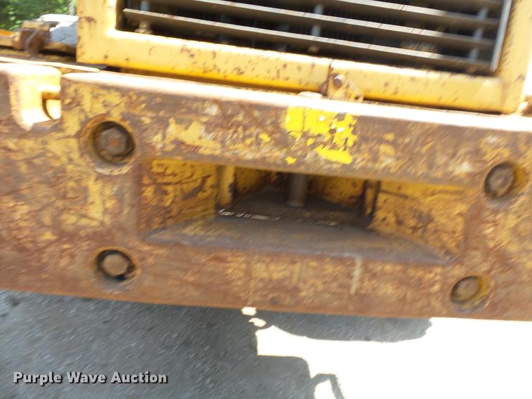 image for item DB7108 1991 Caterpillar 936E wheel loader