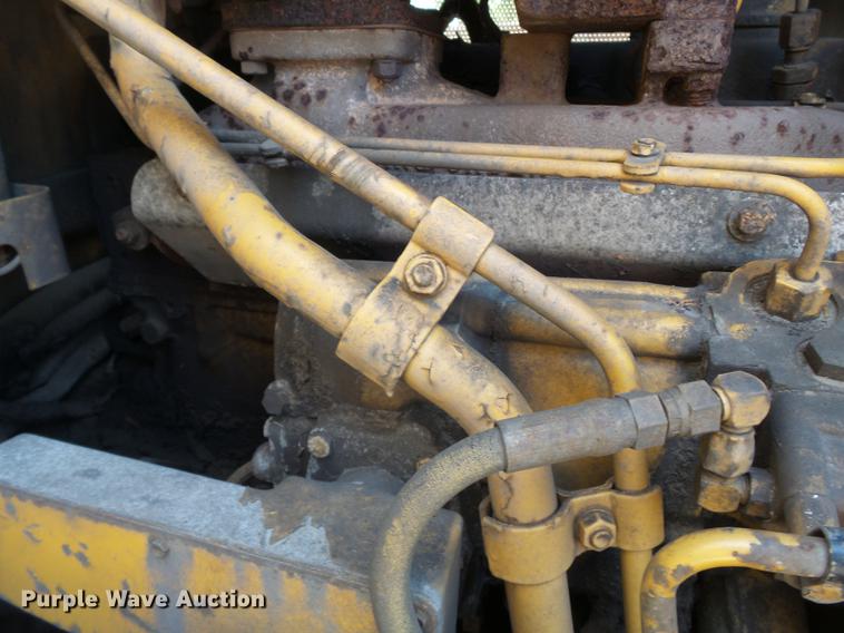 image for item DB7108 1991 Caterpillar 936E wheel loader