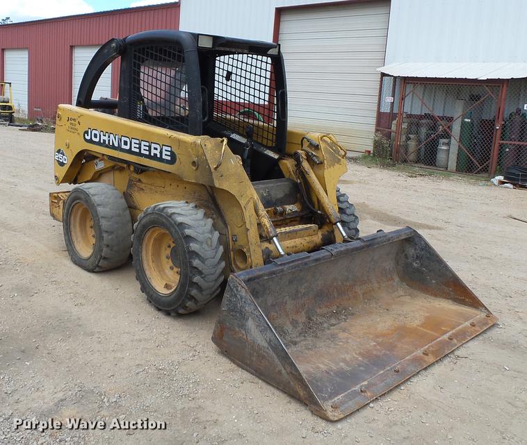 image for item DB7111 1999 John Deere 250 skid steer