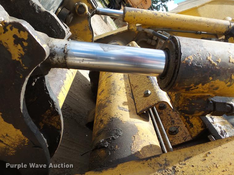 image for item DB7111 1999 John Deere 250 skid steer