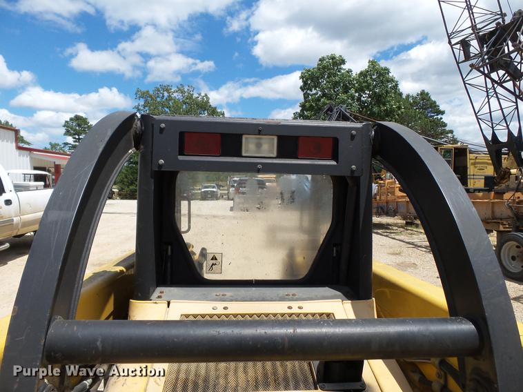 image for item DB7111 1999 John Deere 250 skid steer