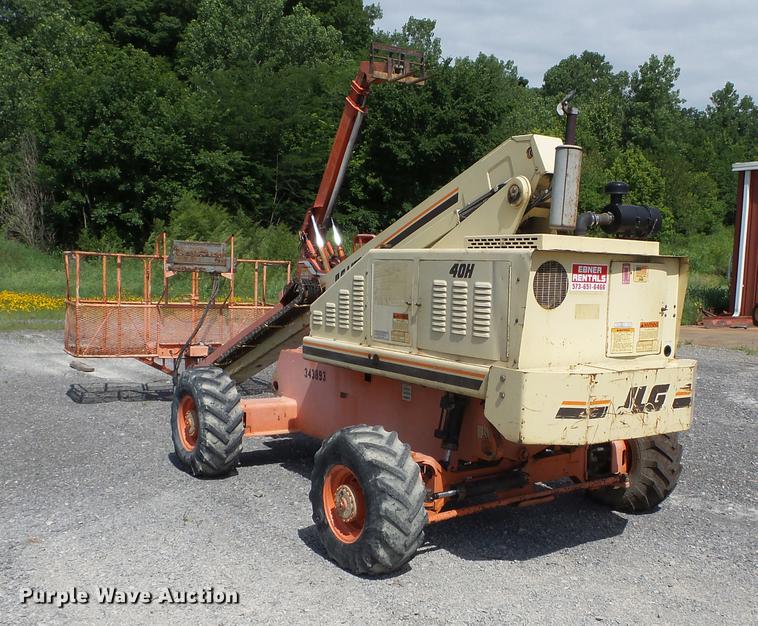 image for item DB7116 2000 JLG 40H boom lift