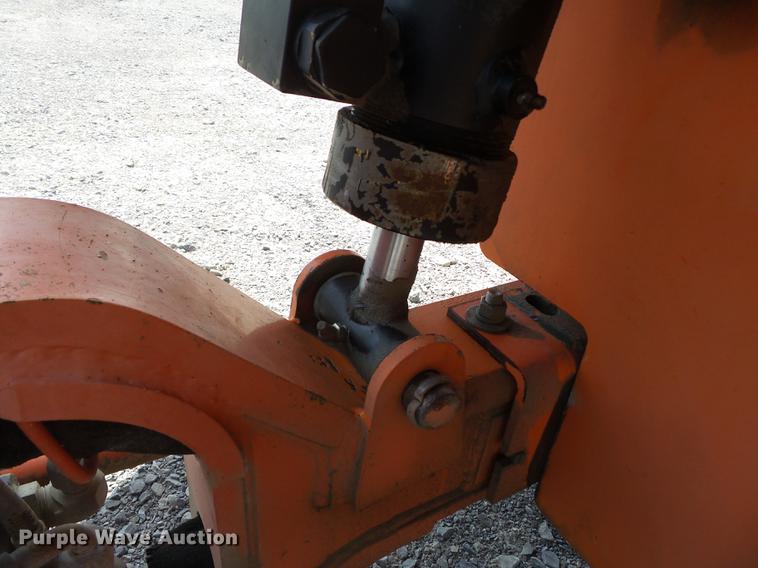 image for item DB7116 2000 JLG 40H boom lift