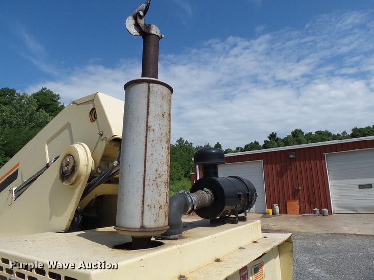 image for item DB7116 2000 JLG 40H boom lift