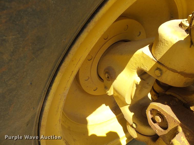 image for item DB7117 Caterpillar 12G motor grader