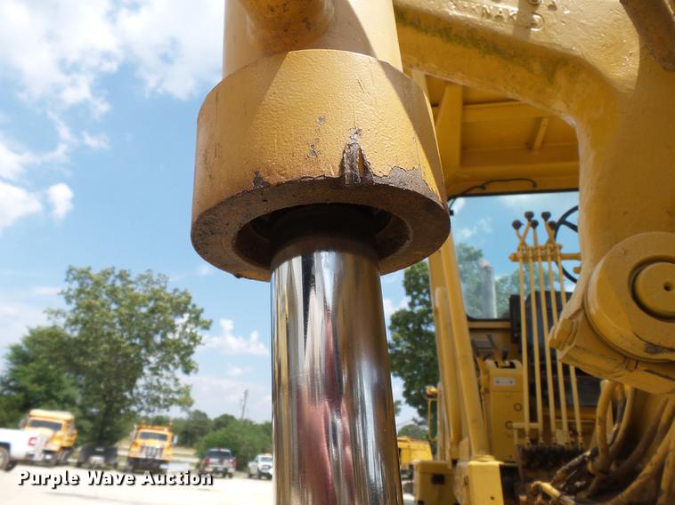 image for item DB7117 Caterpillar 12G motor grader