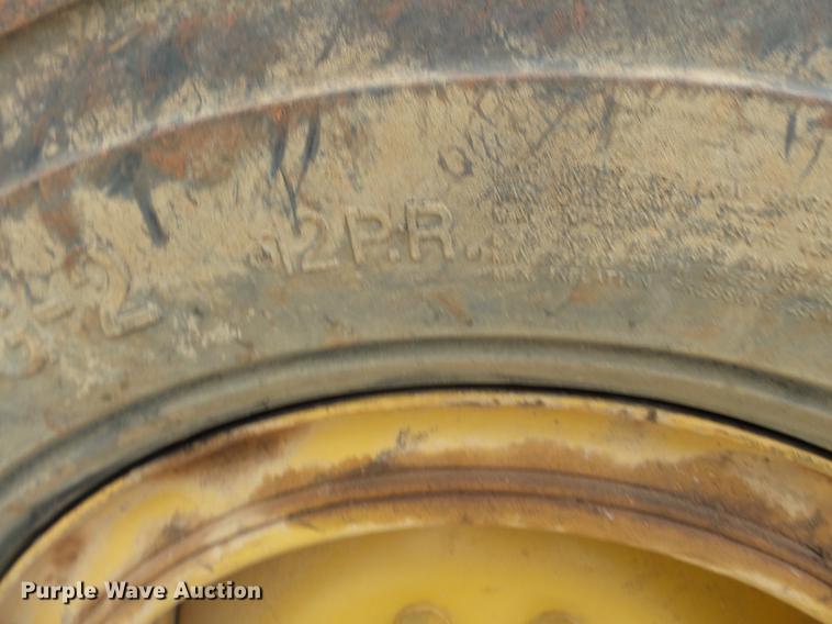 image for item DB7117 Caterpillar 12G motor grader