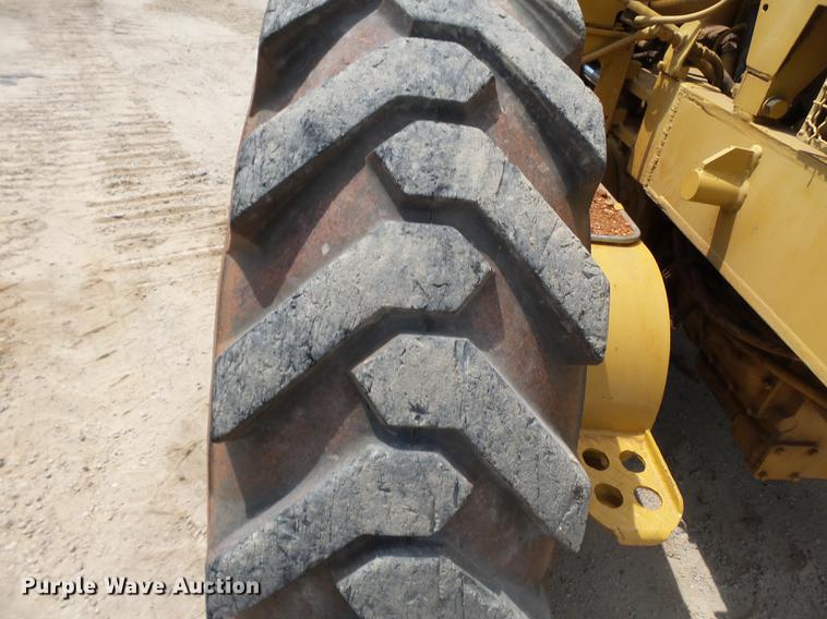 image for item DB7117 Caterpillar 12G motor grader