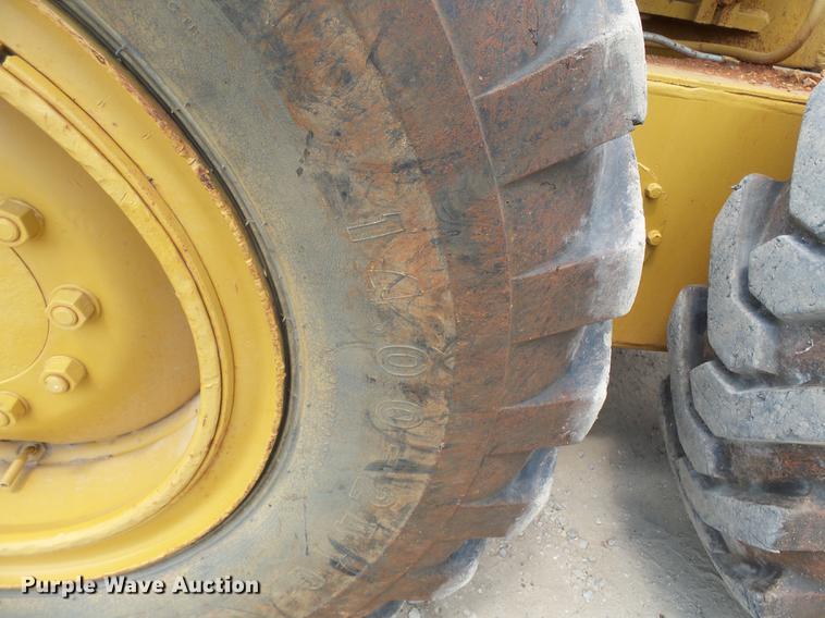 image for item DB7117 Caterpillar 12G motor grader