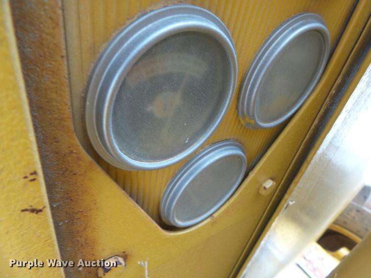 image for item DB7117 Caterpillar 12G motor grader