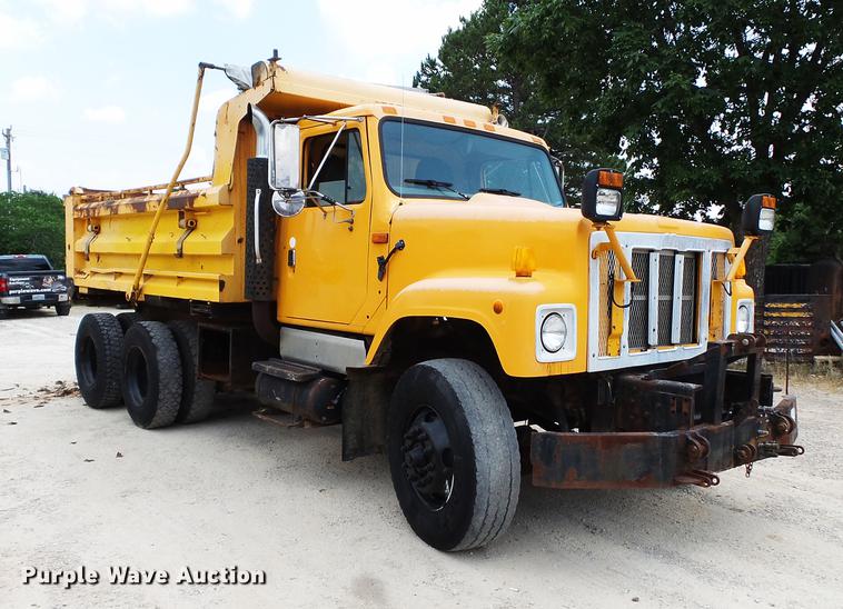 image for item DB7119 2002 International 2554 dump truck