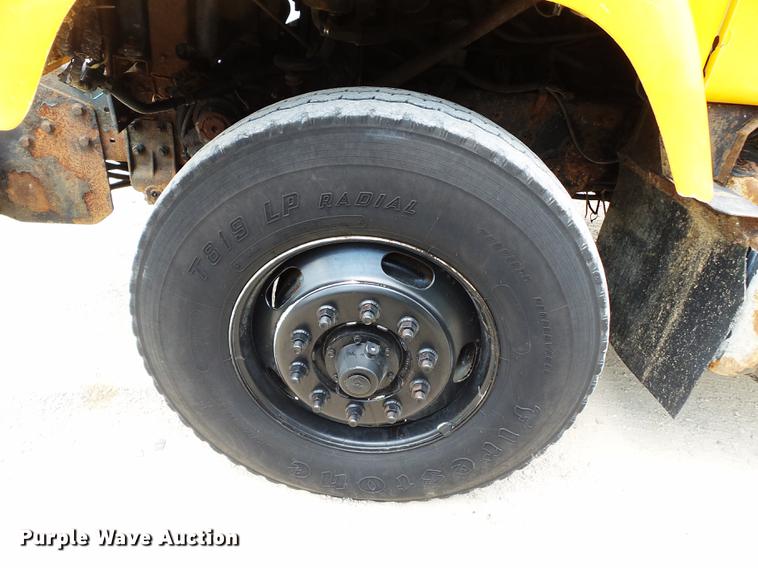 image for item DB7119 2002 International 2554 dump truck