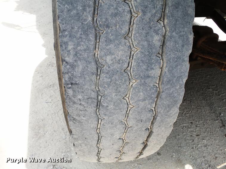 image for item DB7119 2002 International 2554 dump truck