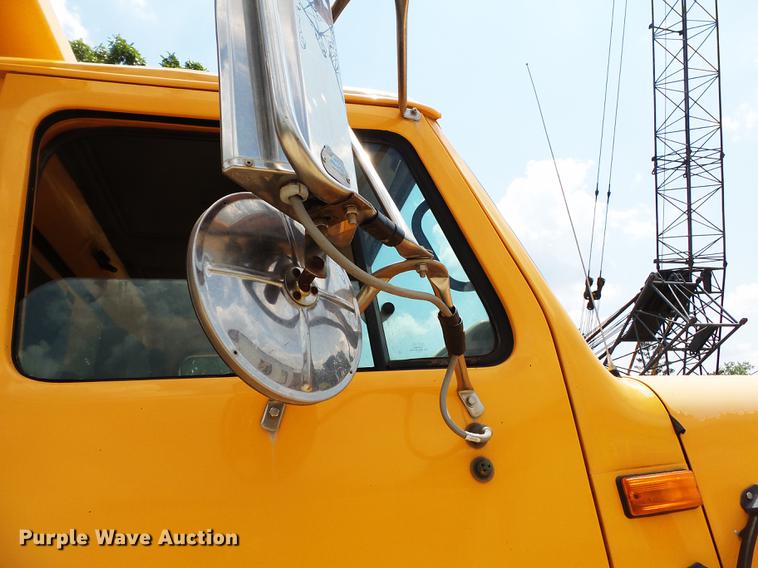 image for item DB7119 2002 International 2554 dump truck