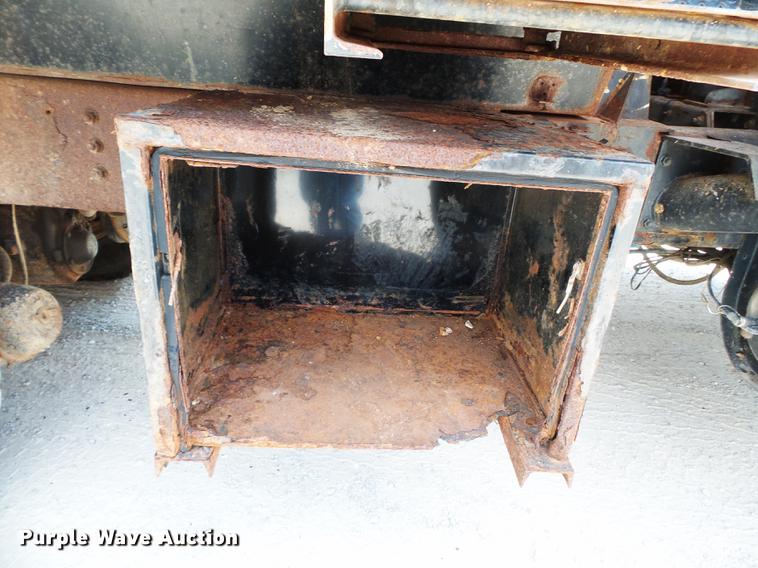 image for item DB7119 2002 International 2554 dump truck