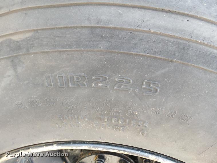 image for item DB7119 2002 International 2554 dump truck