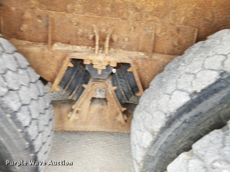 image for item DB7119 2002 International 2554 dump truck
