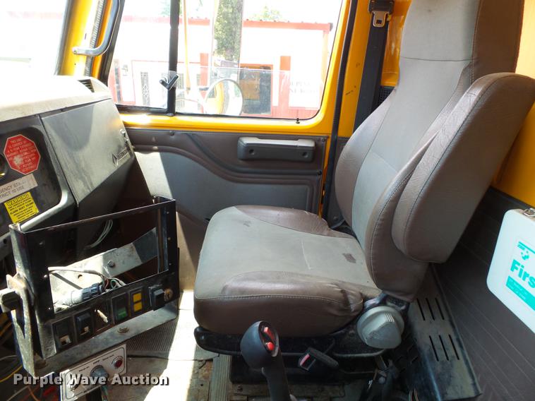 image for item DB7119 2002 International 2554 dump truck