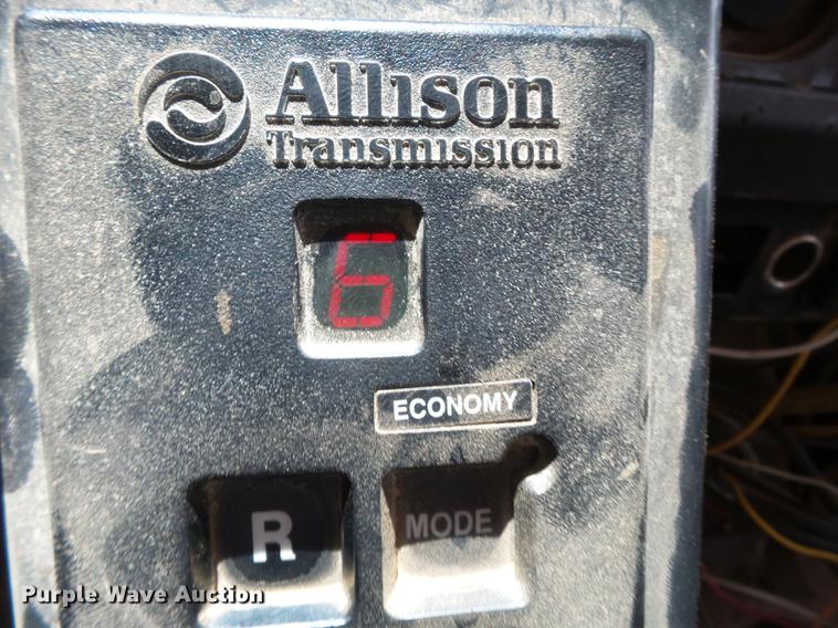 image for item DB7119 2002 International 2554 dump truck