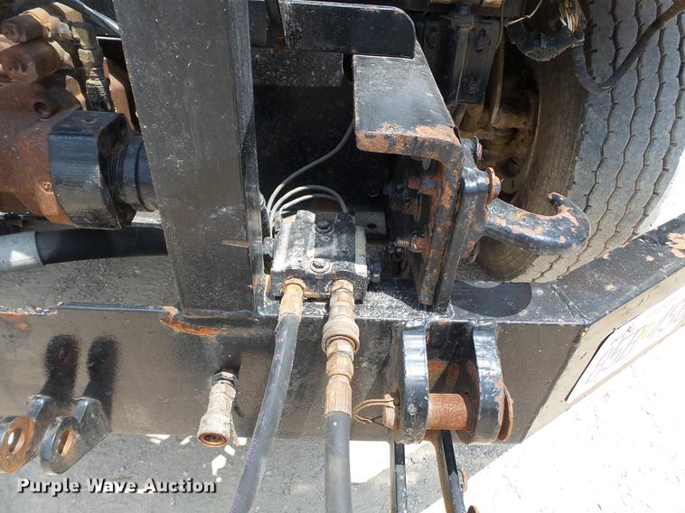 image for item DB7120 2002 International 2554 dump truck