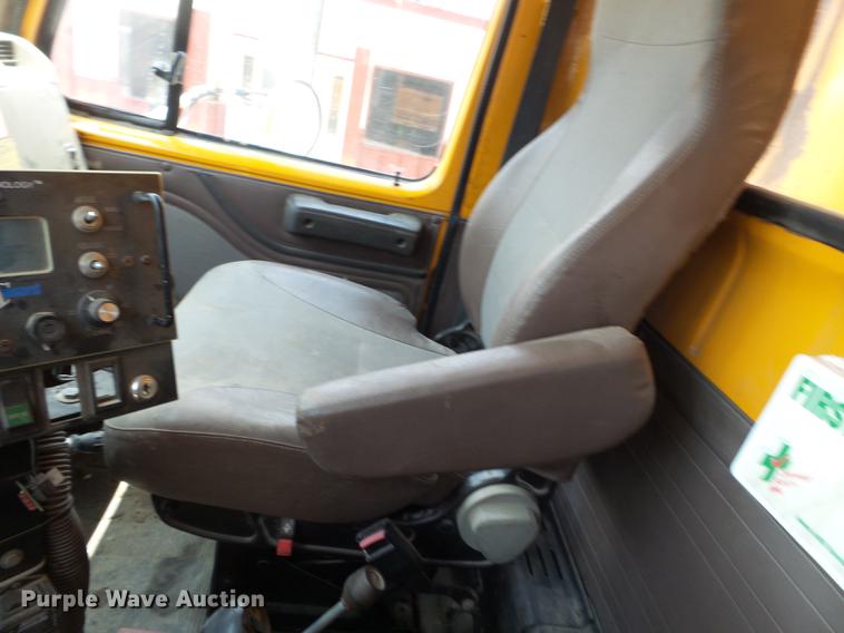 image for item DB7120 2002 International 2554 dump truck