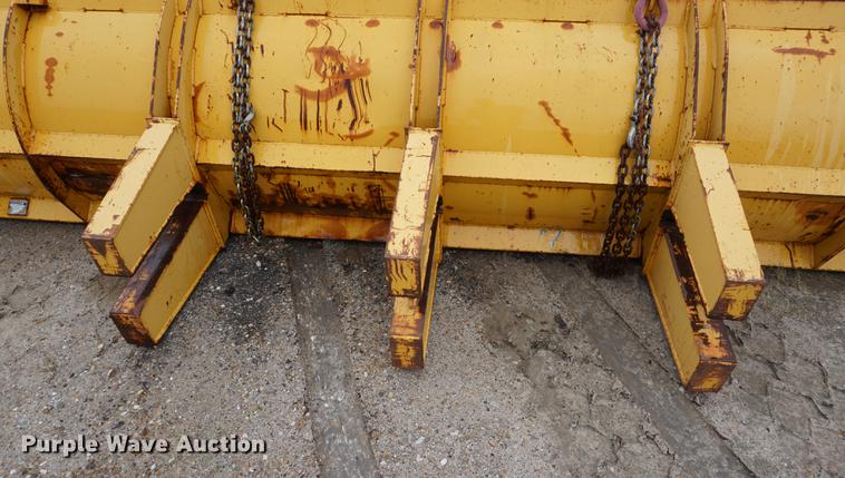 image for item DB8475 Henke bucket mounted snow pusher blade