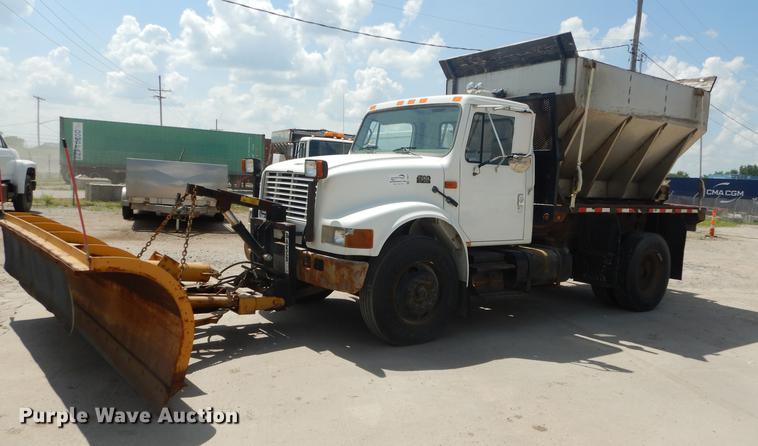 image for item DB8479 1996 International 4900 dump truck