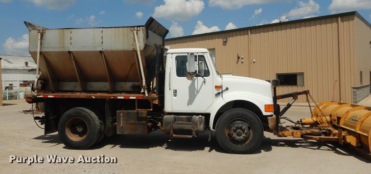 image for item DB8479 1996 International 4900 dump truck